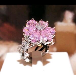 Beautiful Statement Flower Pink White Cubic Zirconia Silver Plated Ring Size 9